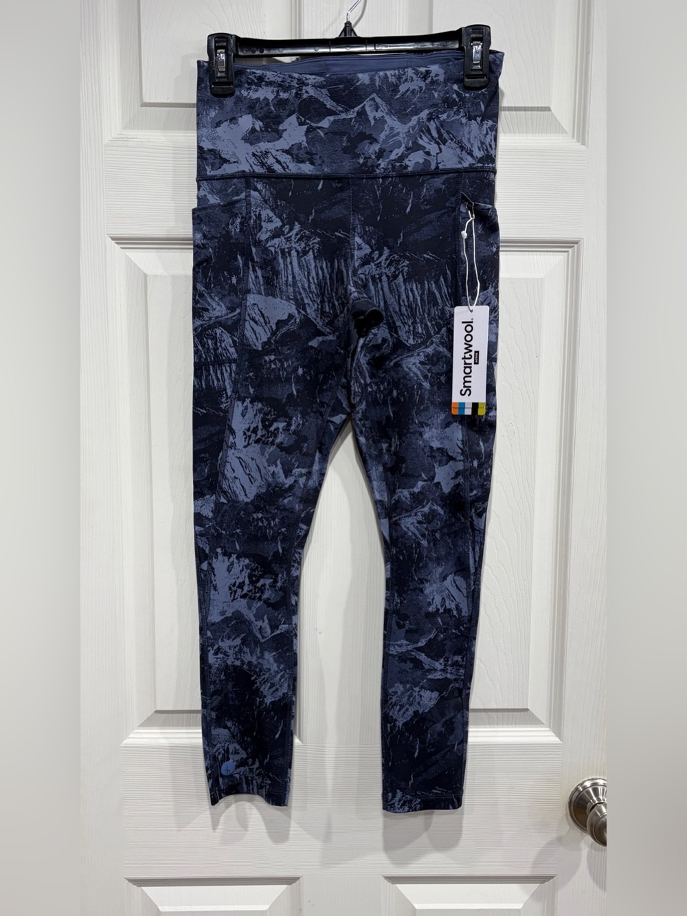 SmartWool Women's Small Active Printed 7/8 Leggings Blue Black NWT Pockets Slim